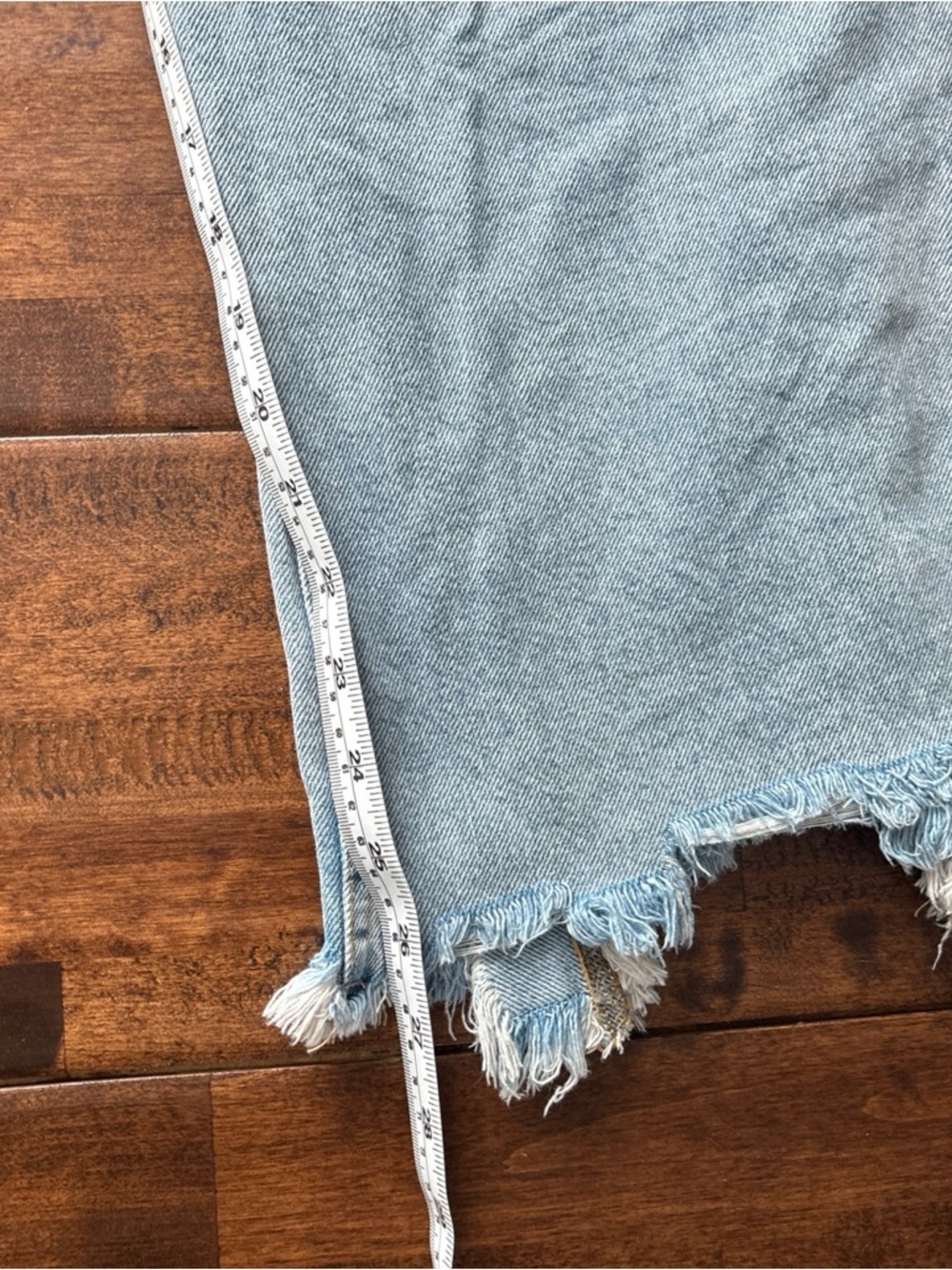 We The Free Light Blue Frayed-Hem Cropped Jeans - Picture 6 of 7